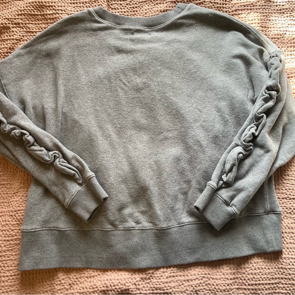 Madewell Ruffle Sweatshirt - Picture 4 of 5